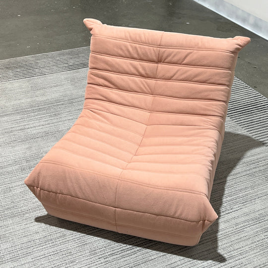 TOGO Lounge Chair